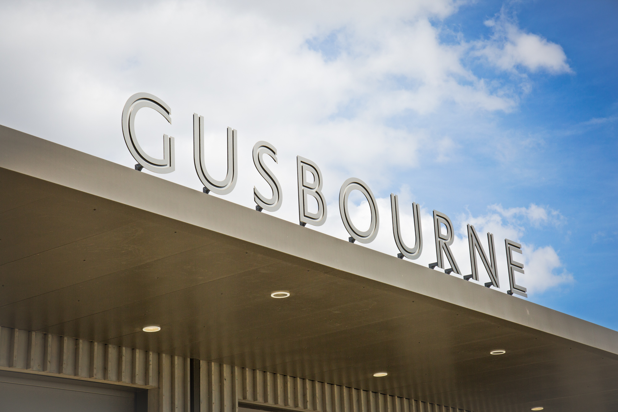 Gusbourne estate sign